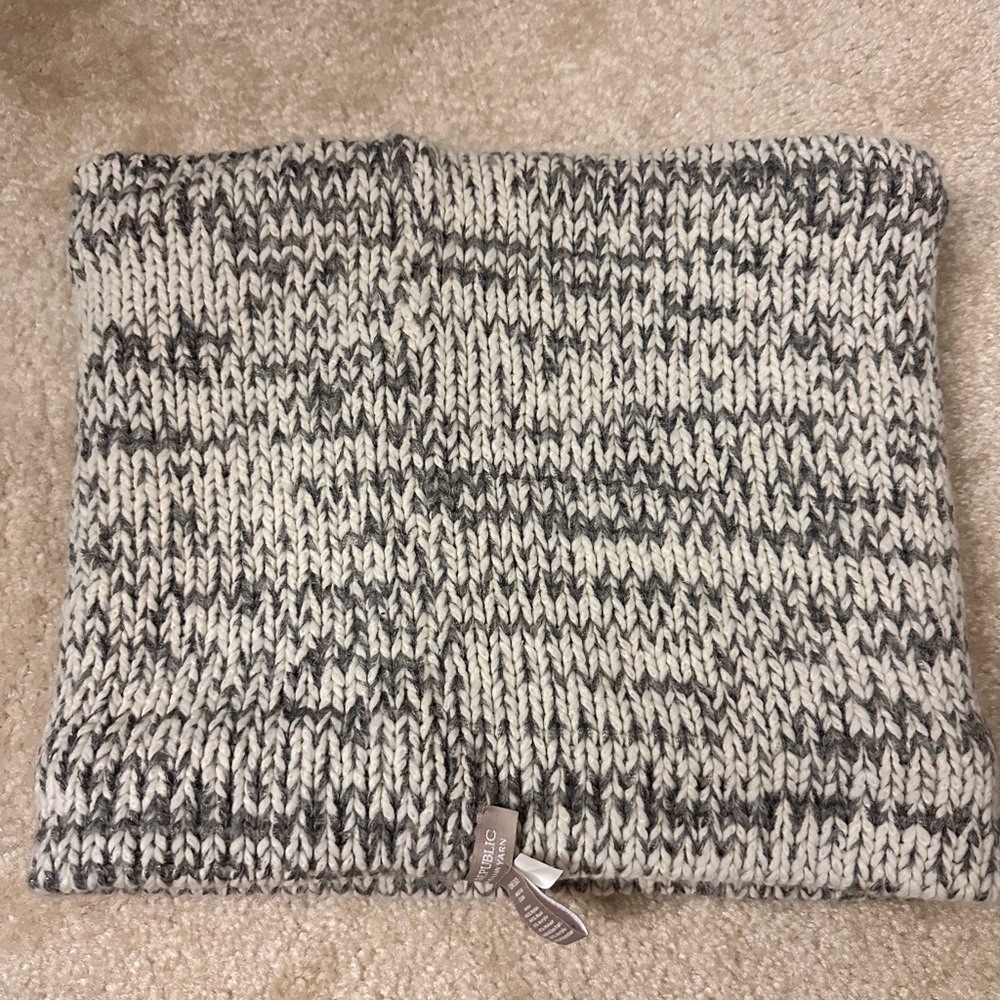 Banana Republic Fur Neck Warmer